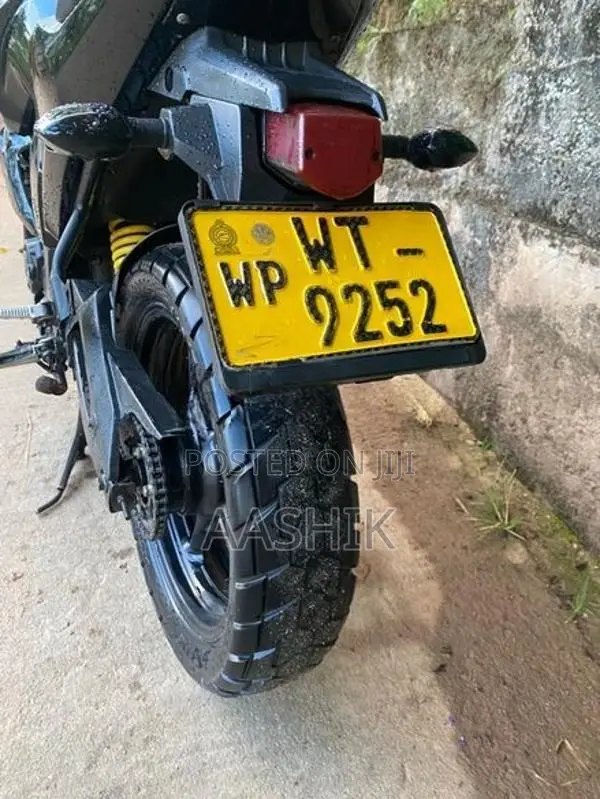 Yamaha FZ S 2011