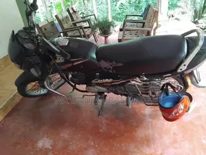 TVS Centra 2005