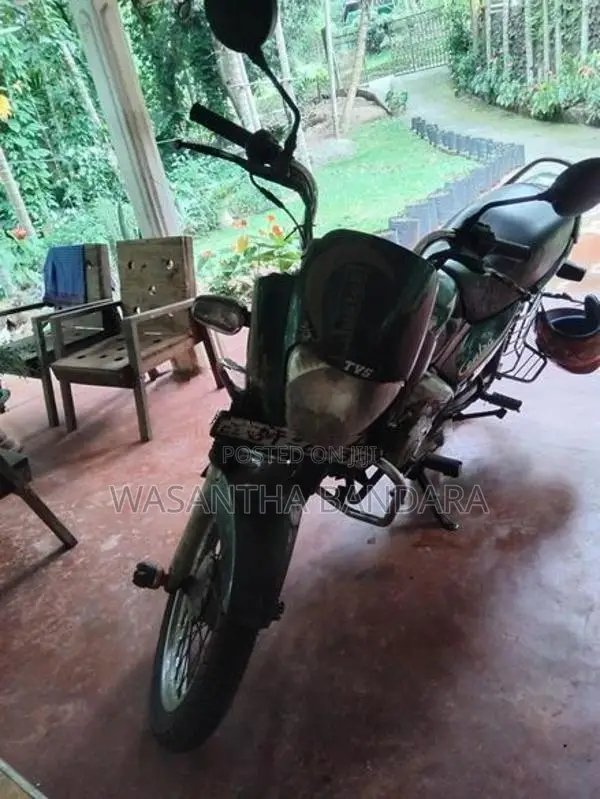 TVS Centra 2005