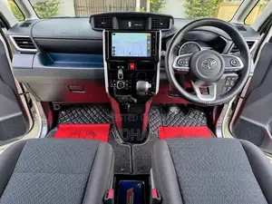 Toyota Roomy Custom GT 2025