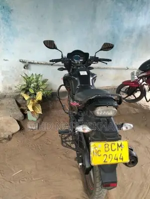 Hero Hunk 160R 2012