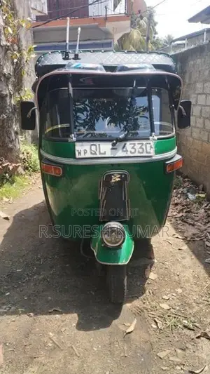 Bajaj RE 2007