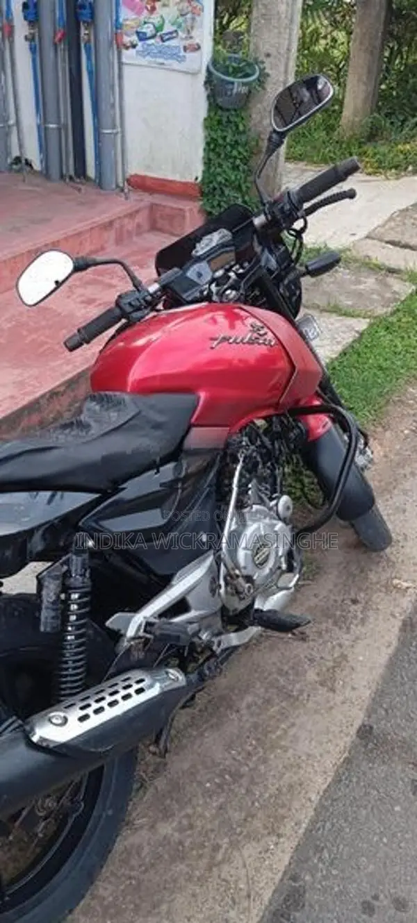 Bajaj Pulsar 150 2013