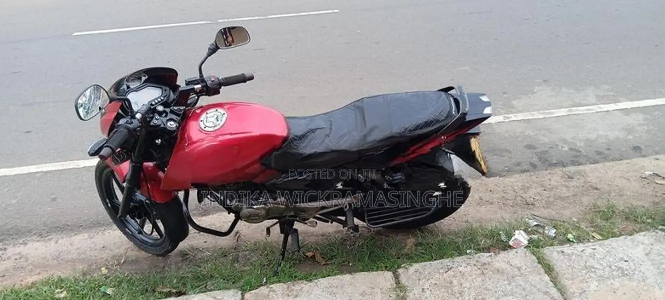 Bajaj Pulsar 150 2013