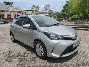 Toyota Vitz 2016