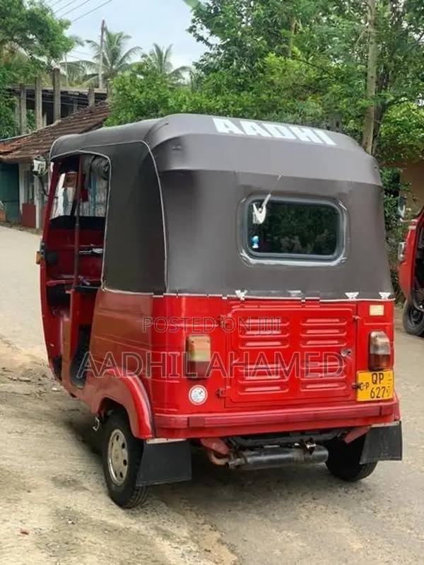 Bajaj RE 2008
