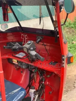 Bajaj RE 2008