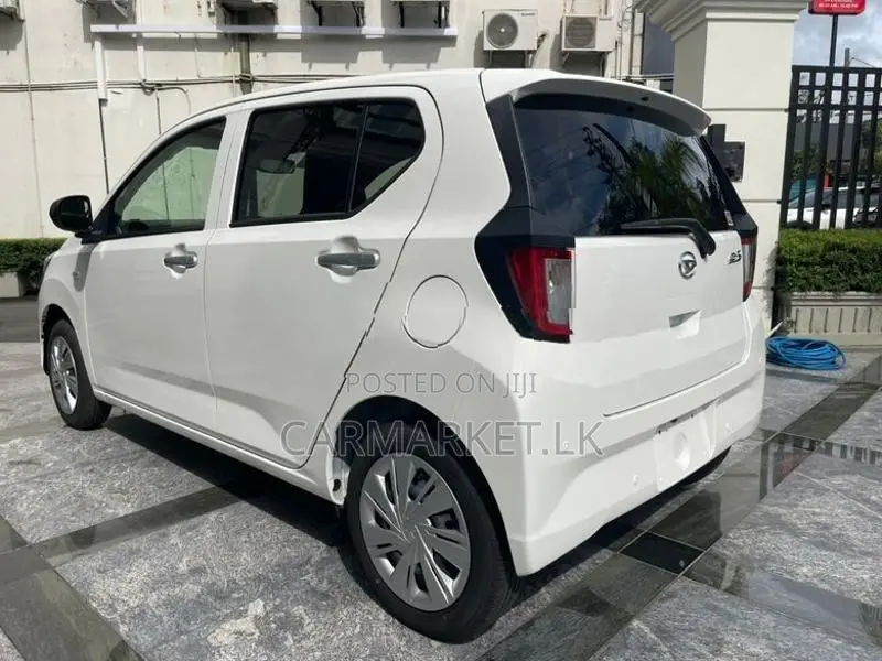 Daihatsu Mira X Grade 2025