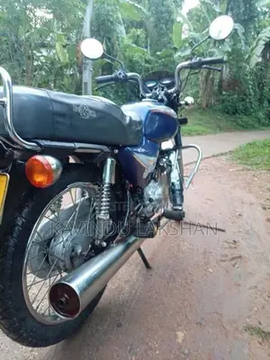 Bajaj Boxer 2004