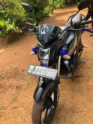 Yamaha FZ 2014