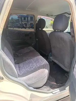 Toyota Duet 2001