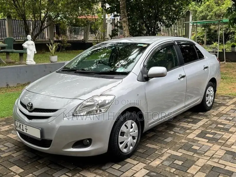 Toyota Belta 2007