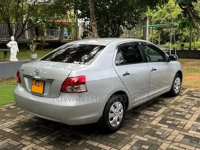 Toyota Belta 2007