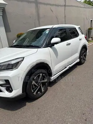 Toyota Raize Hybrid 1200cc 2025