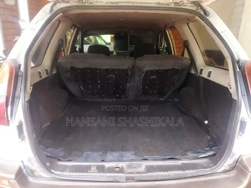 Nissan Wingroad 1999