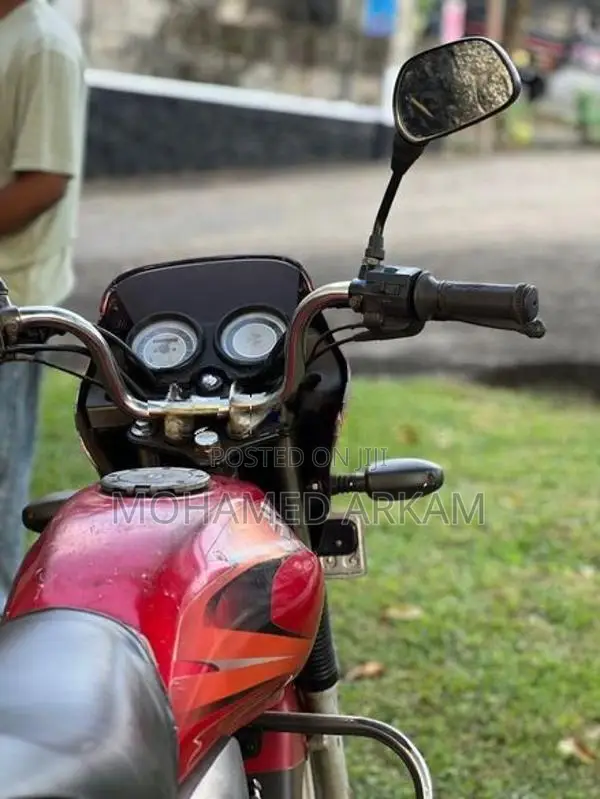 Bajaj Platina 100 2010