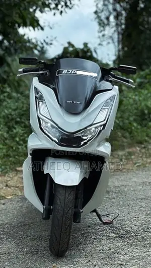 Honda PCX160 2024