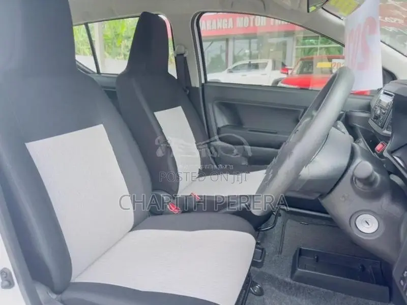 Daihatsu Mira 2025