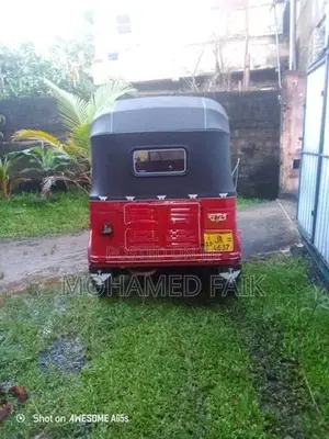 Bajaj RE 2004