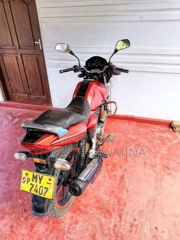 TVS Apache 2006