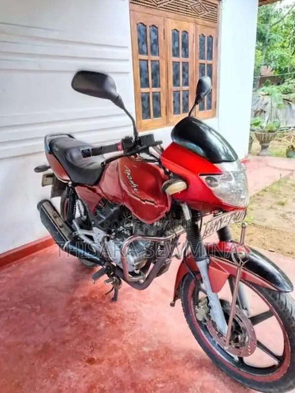 TVS Apache 2006