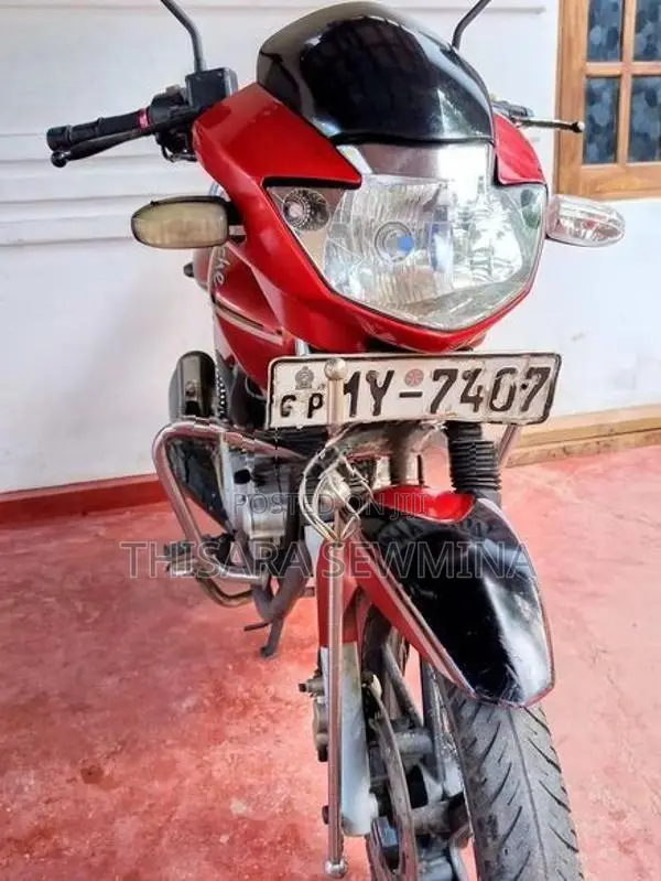 TVS Apache 2006