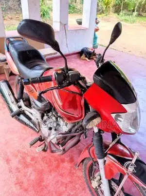 TVS Apache 2006