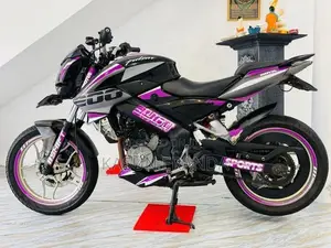 Bajaj Pulsar NS200 2017