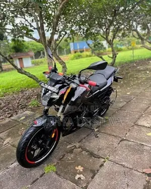 Bajaj Pulsar N160 2025