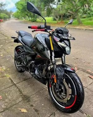Bajaj Pulsar N160 2025