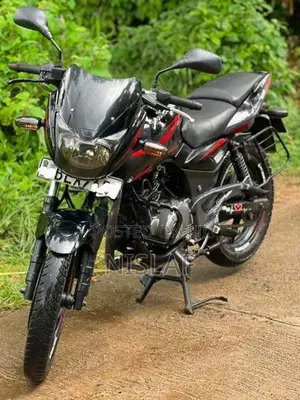 Bajaj Pulsar 180 2017