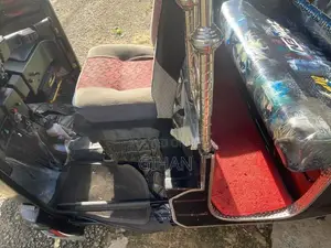 Bajaj RE 2012