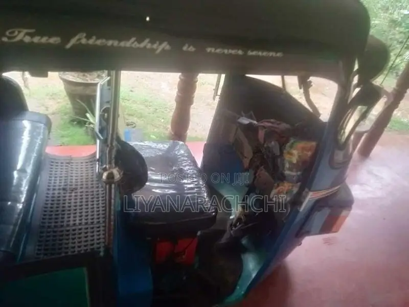Bajaj RE Three Wheeler 2010