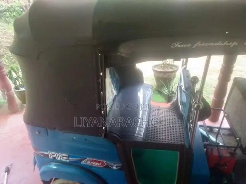 Bajaj RE Three Wheeler 2010