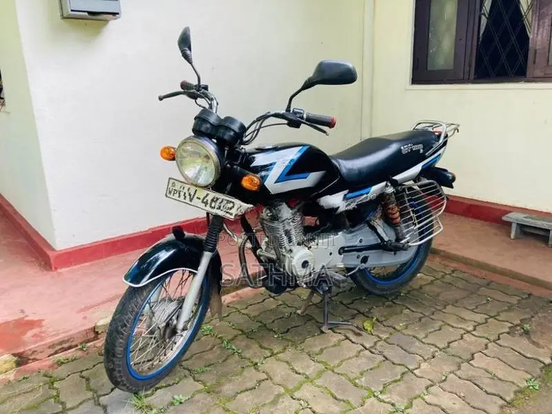 Bajaj CT100 2006
