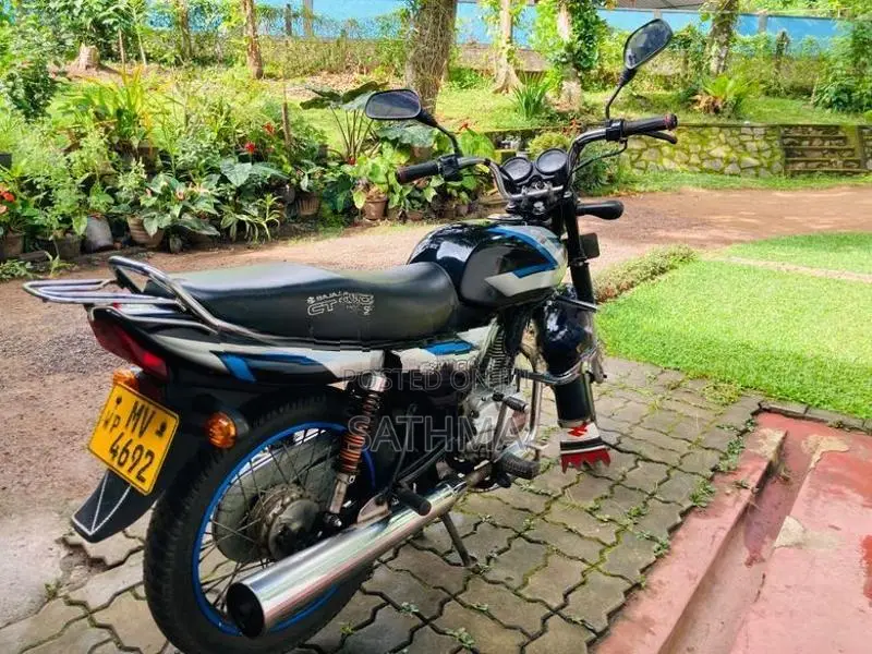 Bajaj CT100 2006