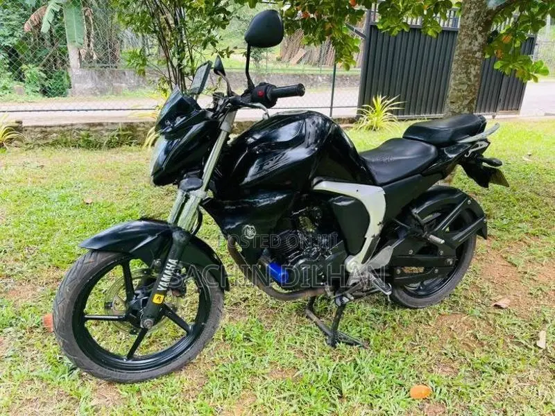 Yamaha FZs V2 2015