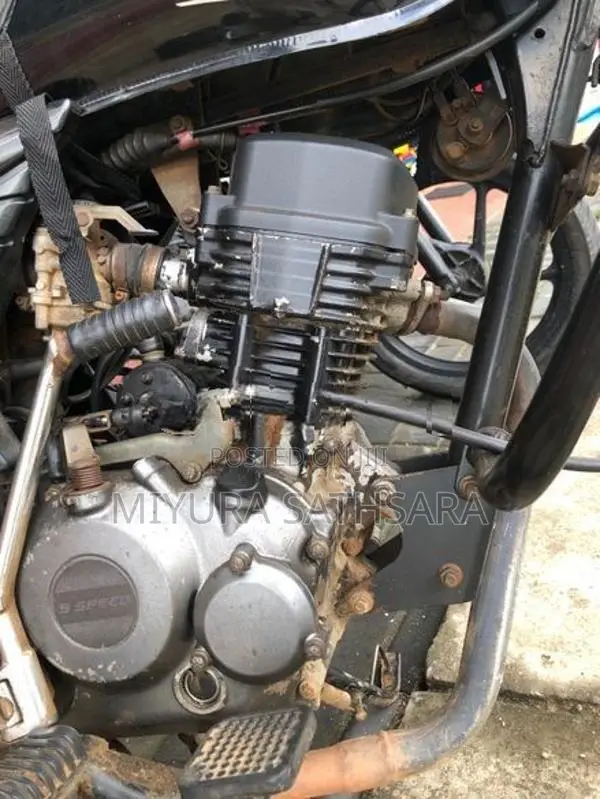 Bajaj Platina 125 2013