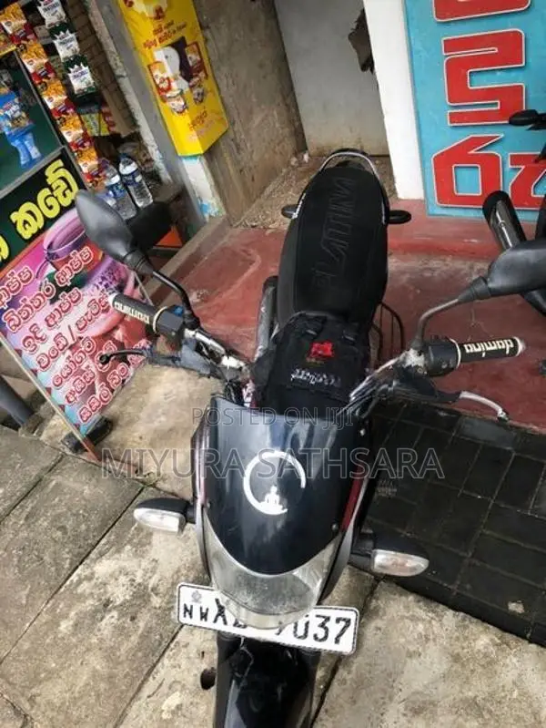 Bajaj Platina 125 2013