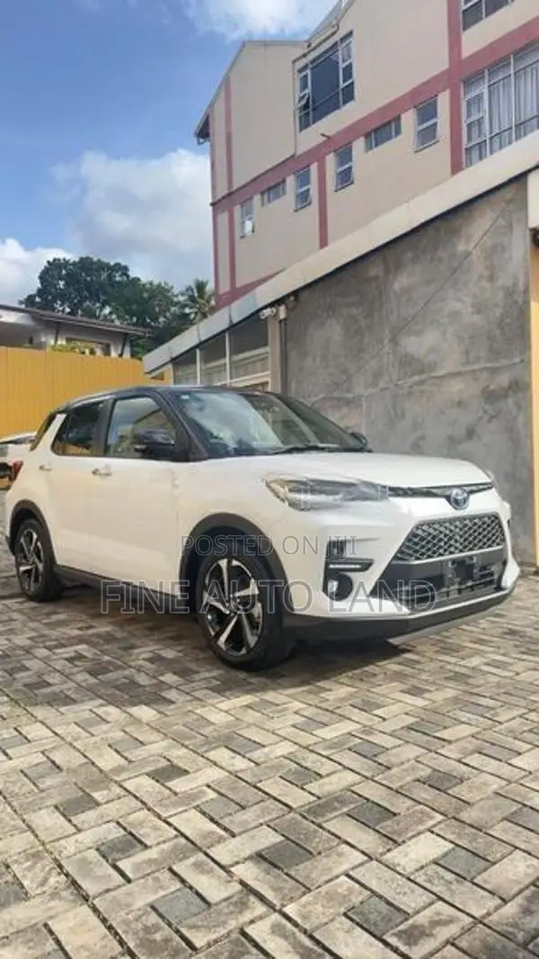 Toyota Raize Z Hybrid BSM 360 2025