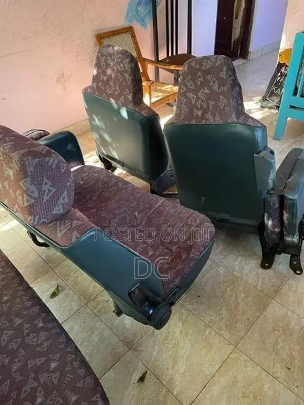 Toyota Noah Seat Set