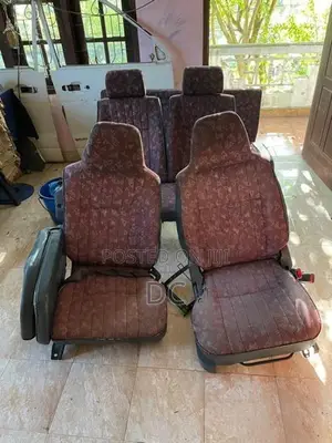 Toyota Noah Seat Set