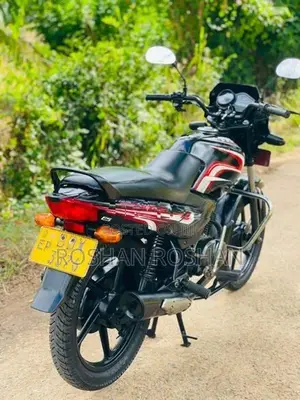 TVS Metro 2016