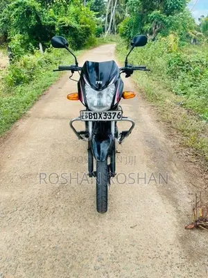 TVS Metro 2016