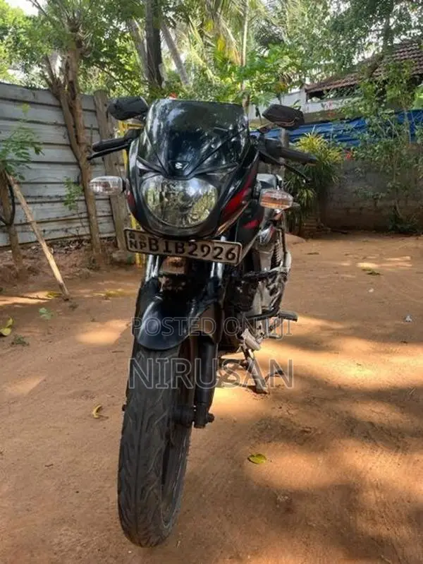 Bajaj Pulsar 180 2019