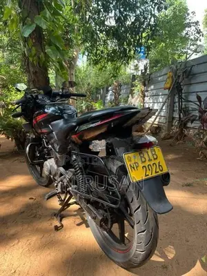 Bajaj Pulsar 180 2019
