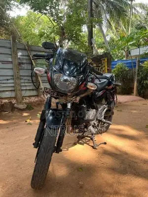 Bajaj Pulsar 180 2019