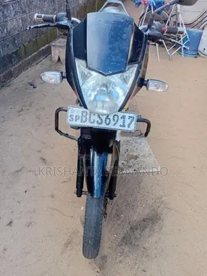 Mahindra Centuro 2015