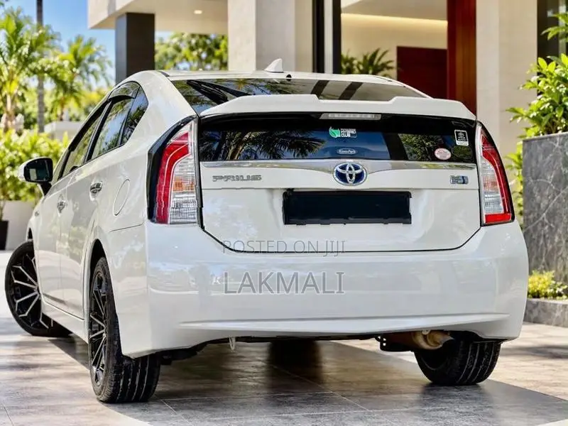 Toyota Prius 2014