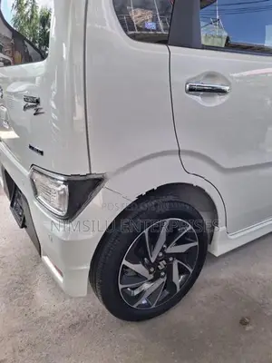 Suzuki Wagon R Custom Z 2024